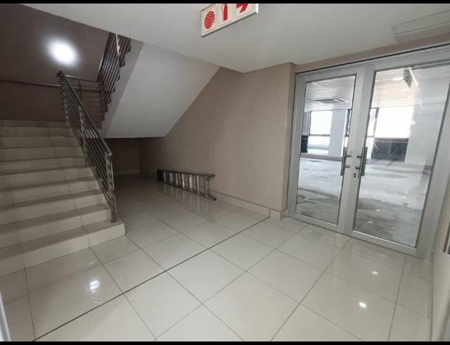 BUSINESS PROPERTY TO RENT IN WELTEVREDEN PARK